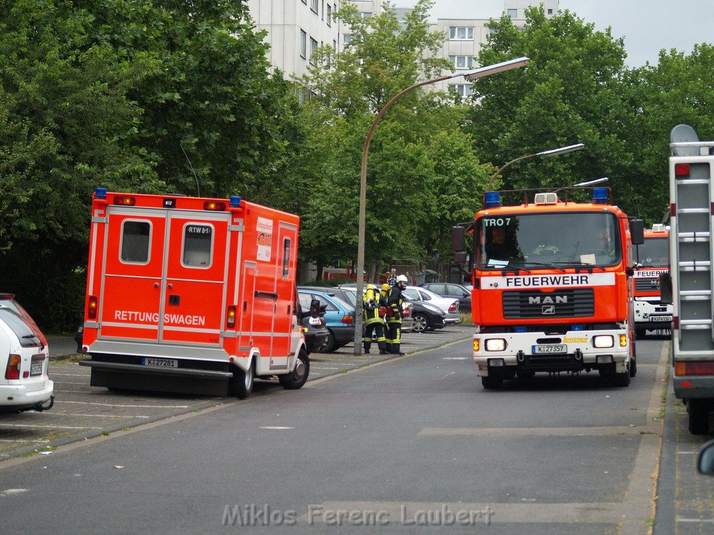 Brand Koeln Ostheim Gernsheimerstr  P01.JPG